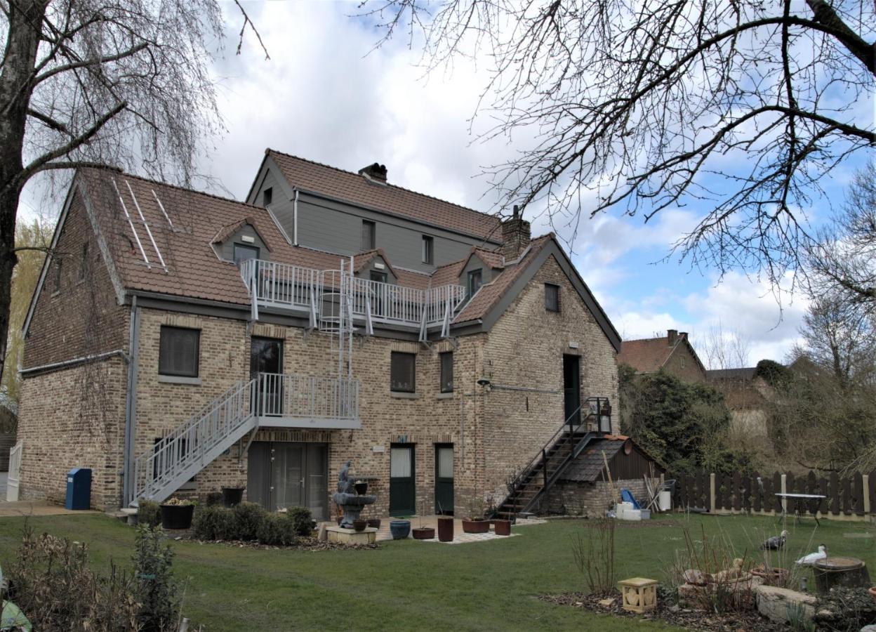 B&B De Dubbelmolen Tongeren Exterior foto